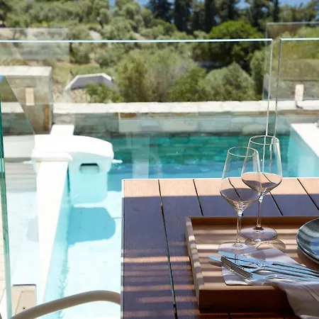 Eagles Villas Отель