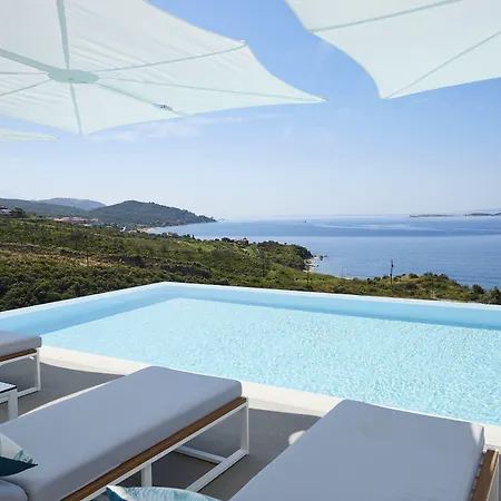 Отель Eagles Villas 5*