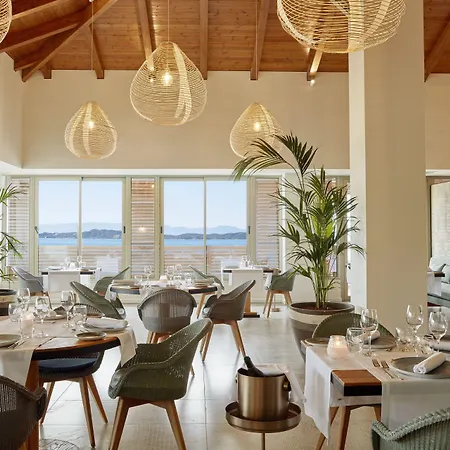 Отель Eagles Villas 5*