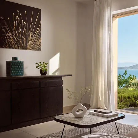 Eagles - Small Luxury Of The World Uranópolis