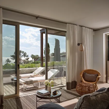 Eagles - Small Luxury Of The World 5*