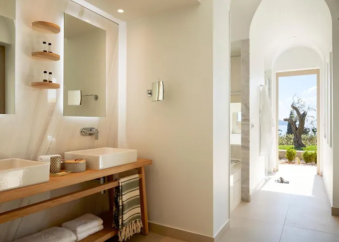 Eagles - Small Luxury Of The World 5* أُرانّوبولي
