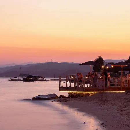 Eagles - Small Luxury Of The World Ouranoupoli